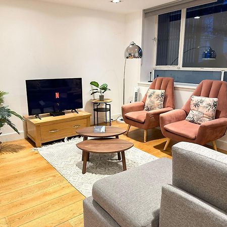 Chic 3 Bedroom Flat With Private Terrace In Holloway Near Finsbury Park 伦敦 外观 照片