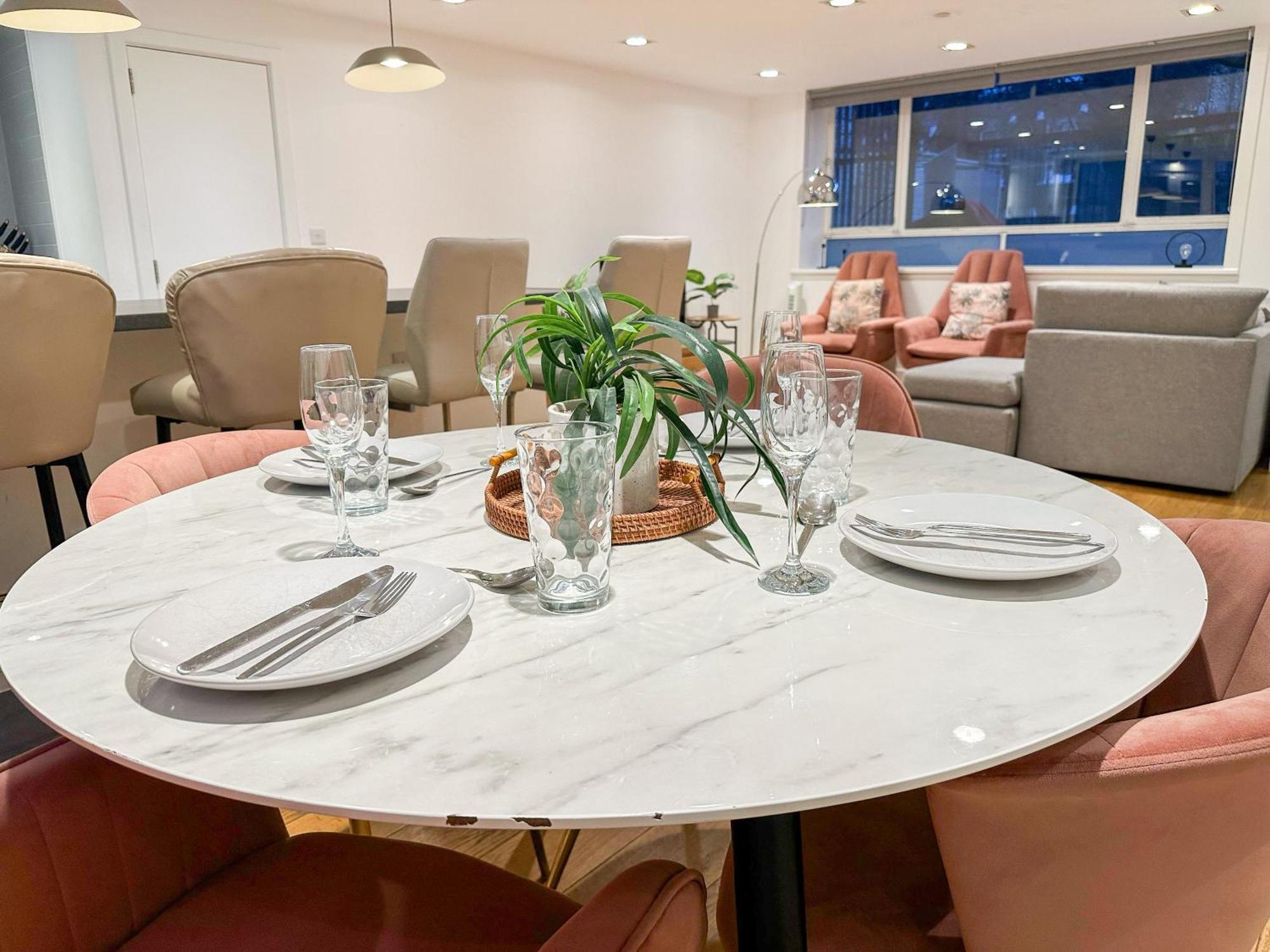 Chic 3 Bedroom Flat With Private Terrace In Holloway Near Finsbury Park 伦敦 外观 照片