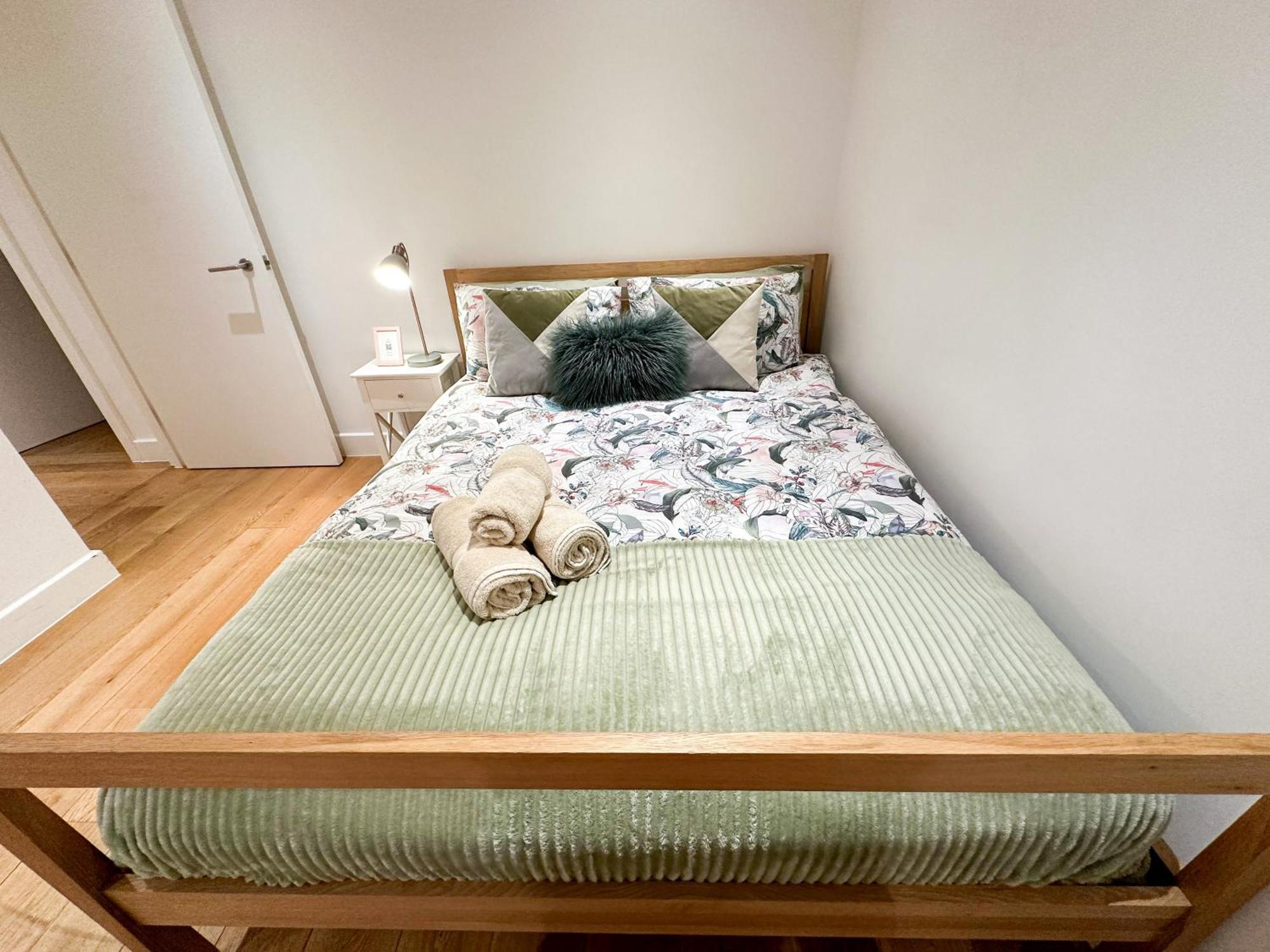 Chic 3 Bedroom Flat With Private Terrace In Holloway Near Finsbury Park 伦敦 外观 照片