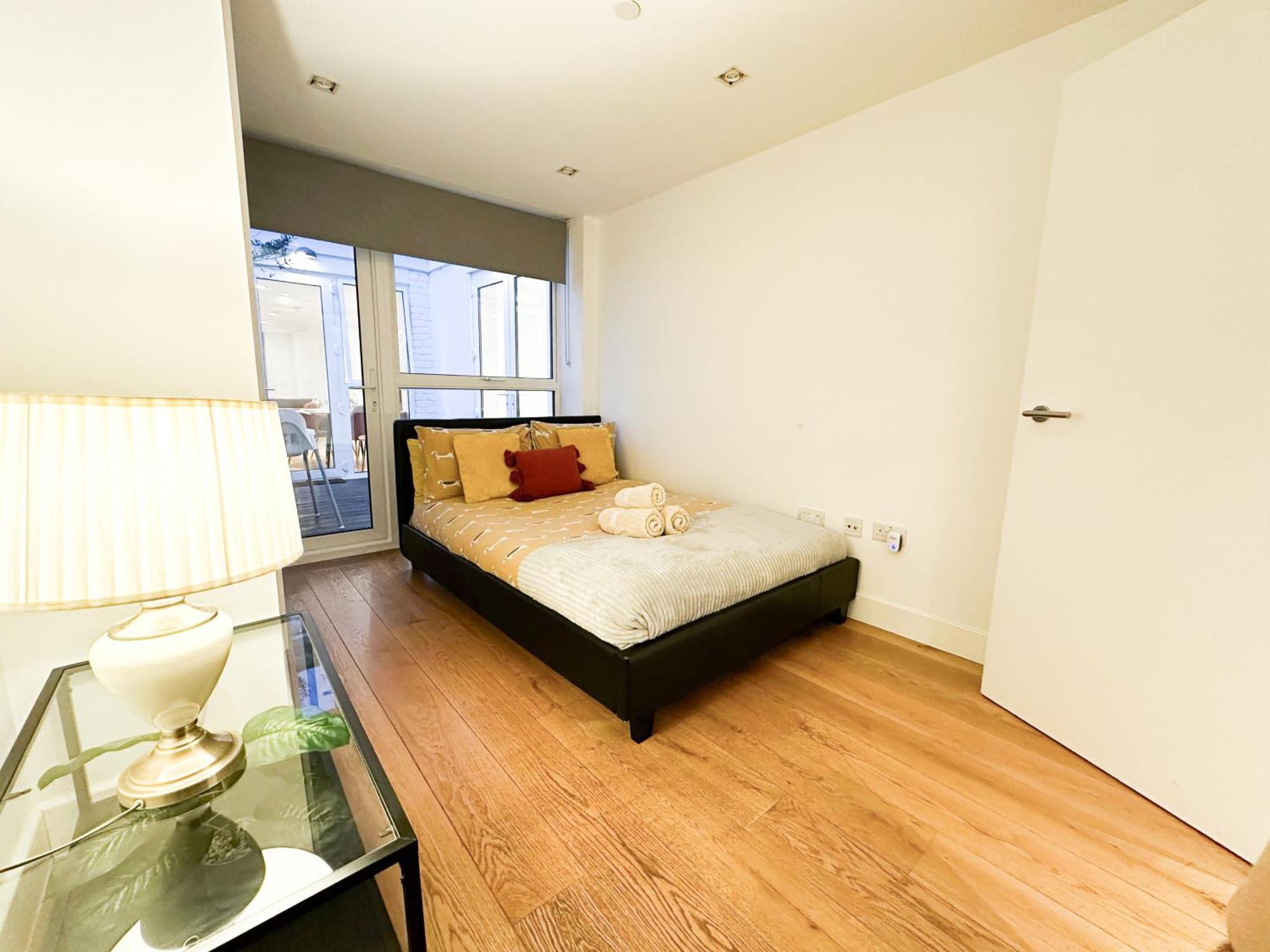 Chic 3 Bedroom Flat With Private Terrace In Holloway Near Finsbury Park 伦敦 外观 照片