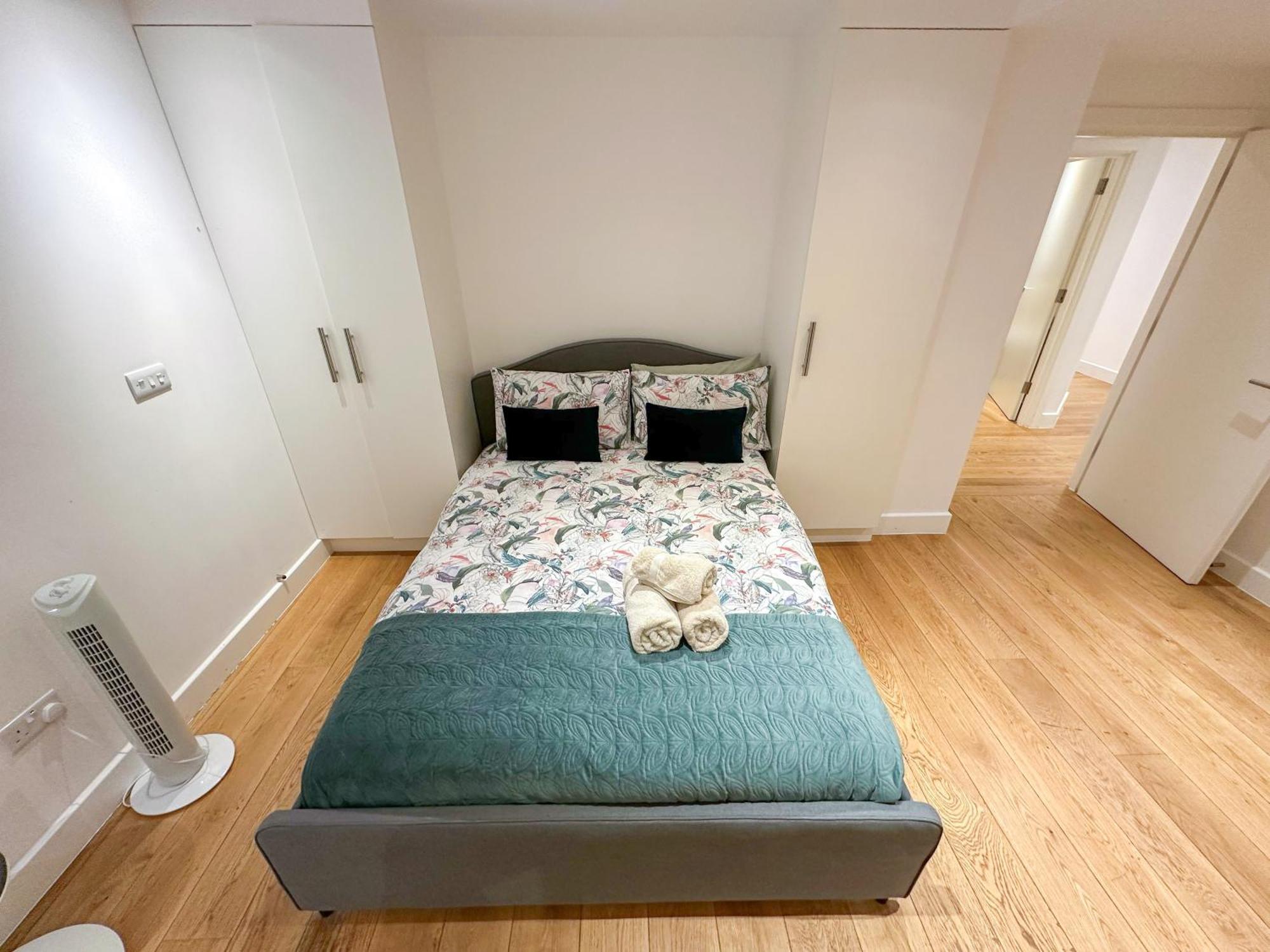 Chic 3 Bedroom Flat With Private Terrace In Holloway Near Finsbury Park 伦敦 外观 照片