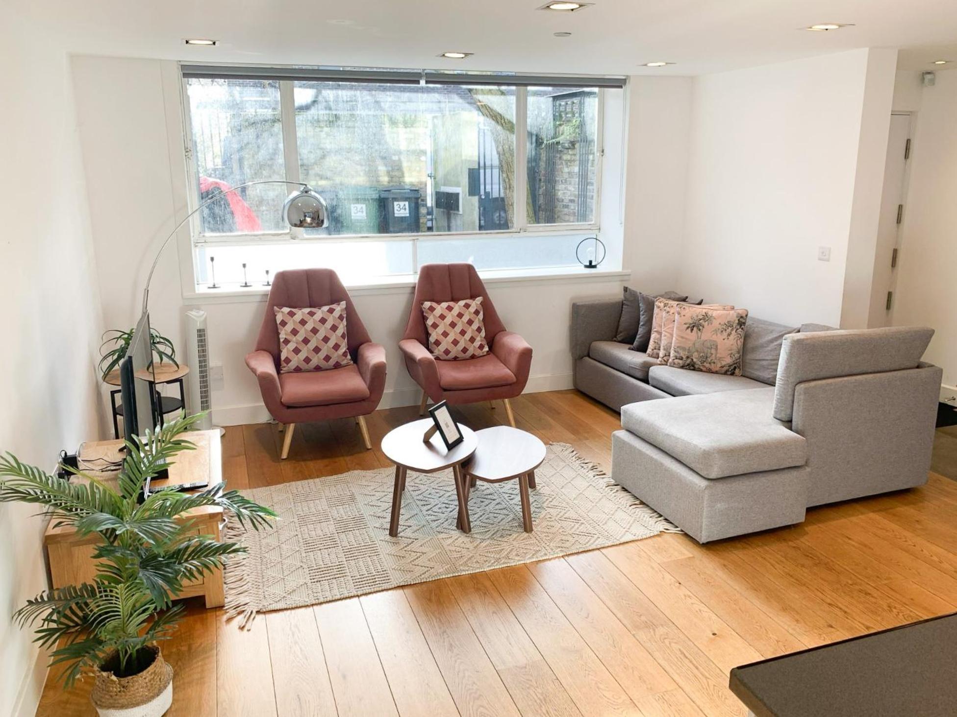 Chic 3 Bedroom Flat With Private Terrace In Holloway Near Finsbury Park 伦敦 外观 照片